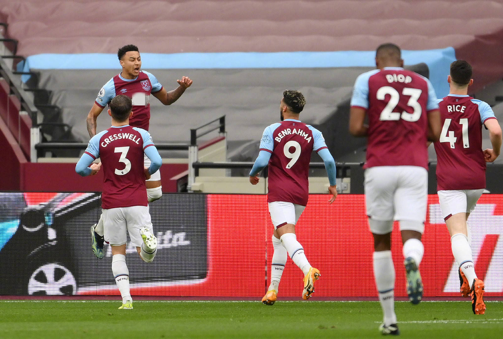 色发挥无疑 色发挥无疑